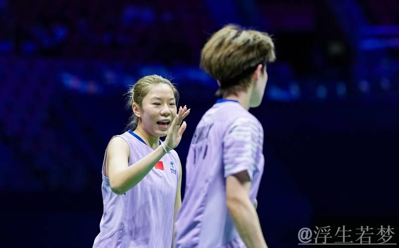 贾一凡与张殊贤携手闯入女双四强